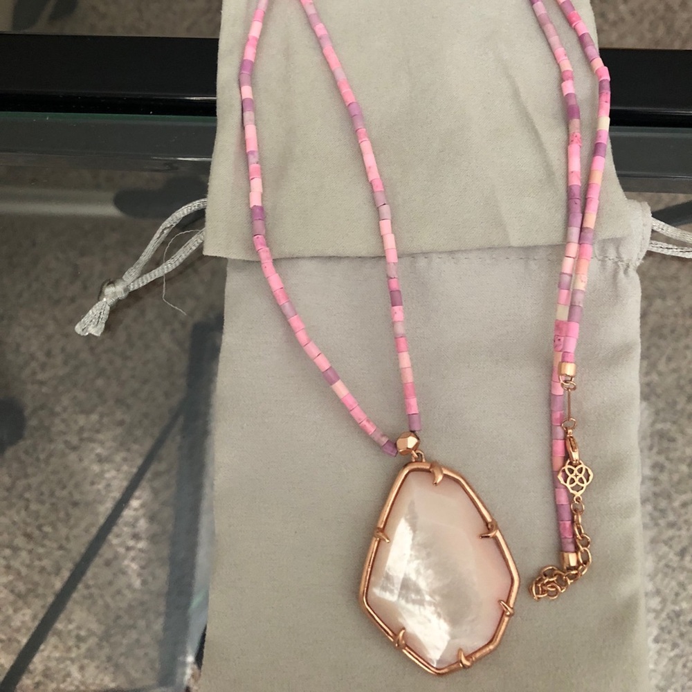 Kendra Scott Beatrix necklace